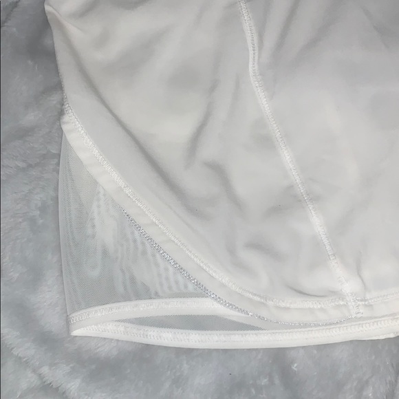 Lululemon white running shorts - Picture 4 of 8